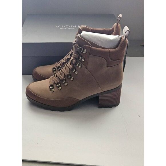 Vionic ladies heeled boot Nwb - Picture 2 of 13